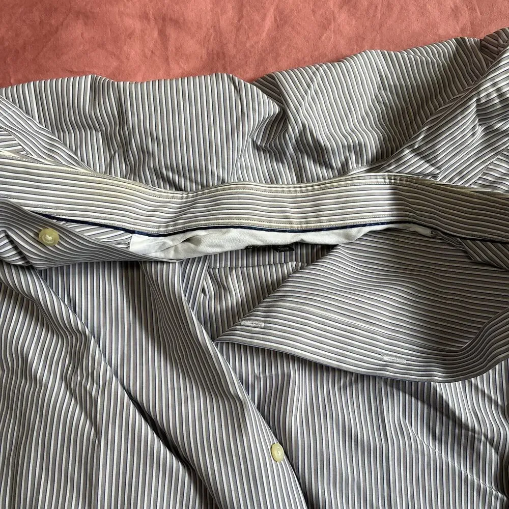 Banana Republic Men's Blue Stripe Button Up Long Sleeve Top Size Large